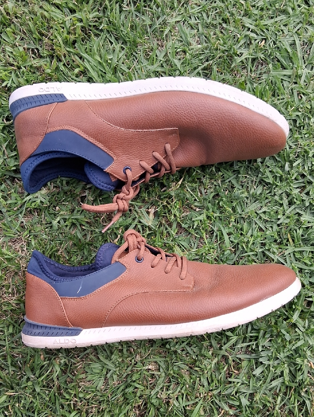 Aldo Men's Tan and Black Sneakers - Picture 4 of 13
